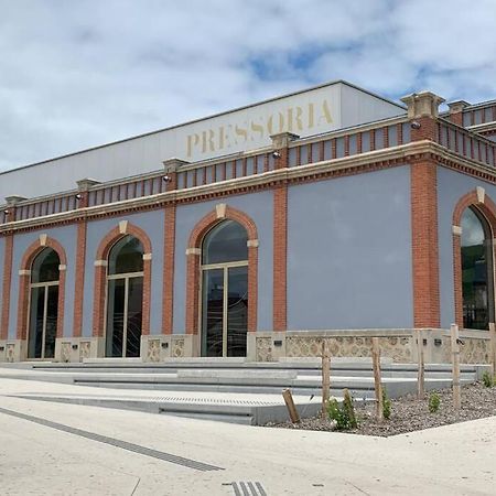 Hyper Centre Maison Le Petit Bouchon آي-شامبانيا المظهر الخارجي الصورة