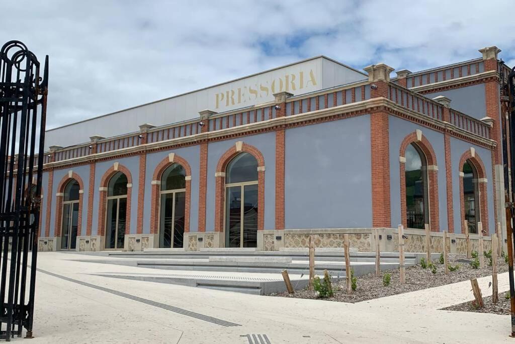 Hyper Centre Maison Le Petit Bouchon آي-شامبانيا المظهر الخارجي الصورة